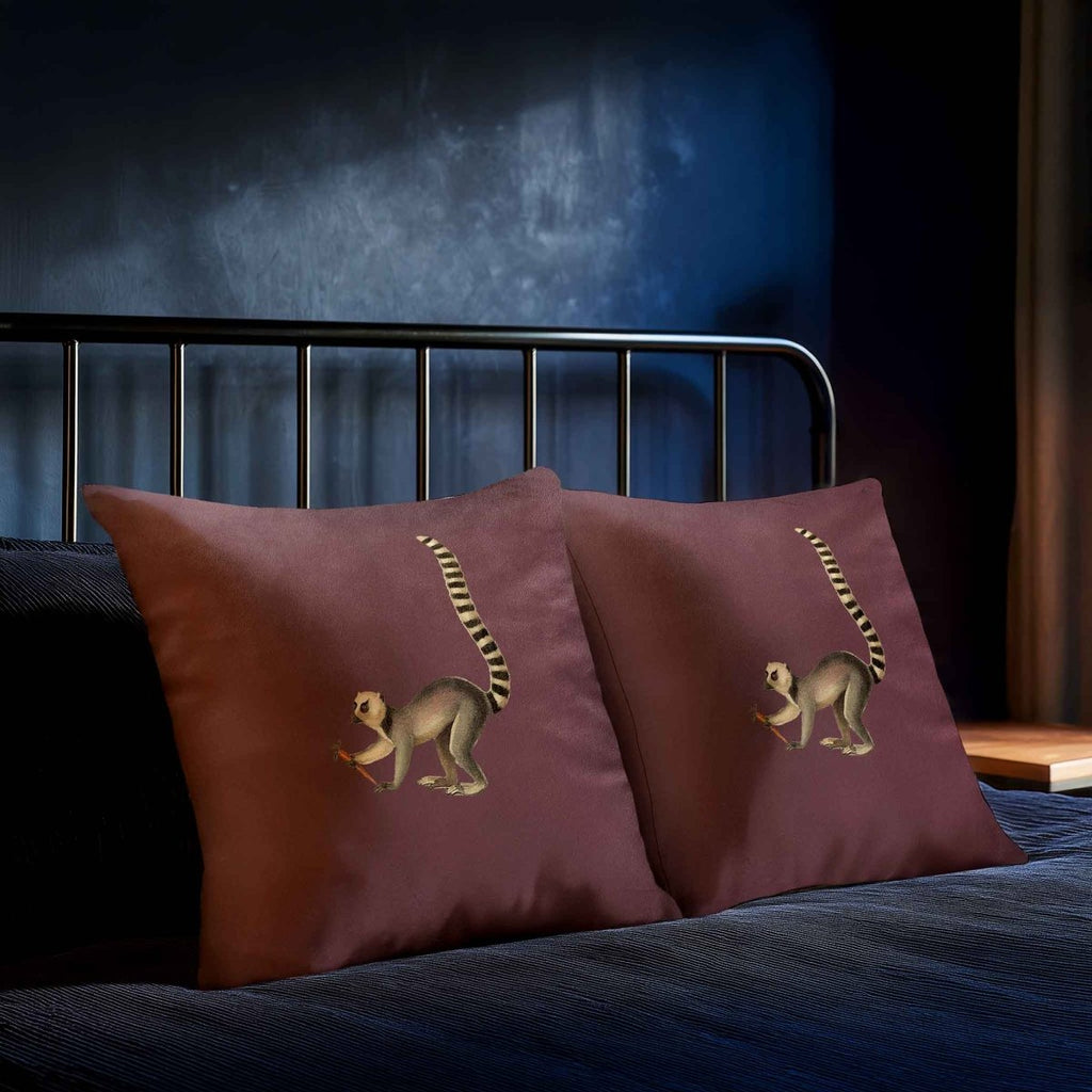 Lemur | Sustainable Velvet Cushion - Italian Grape 40 x 40 cm Standard by Izabela Peters