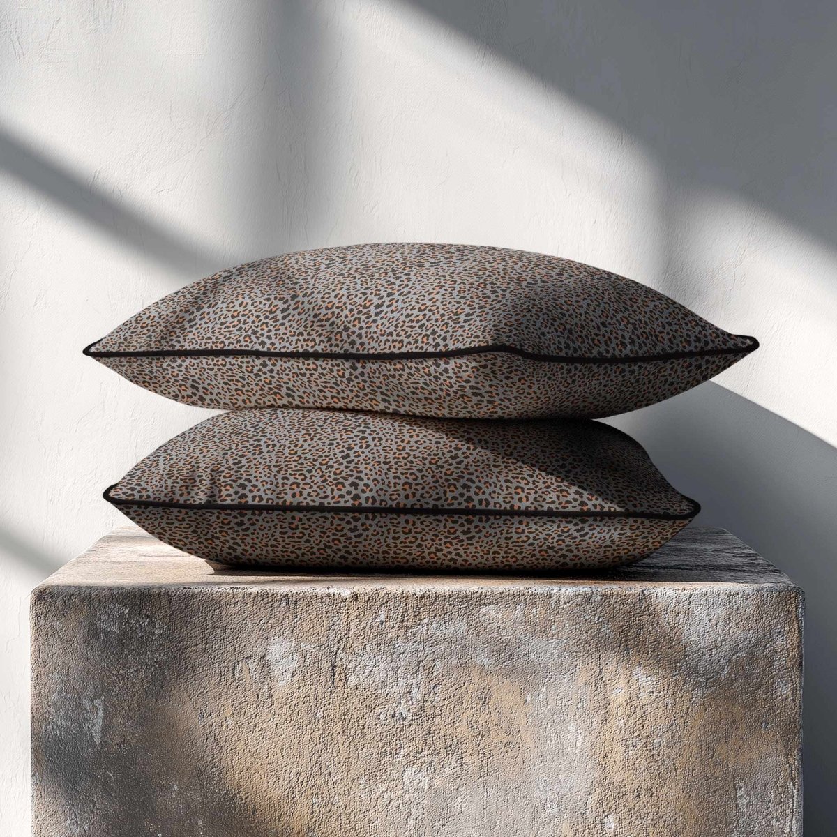 Leopard Print | Sustainable Velvet Rectangle Cushion - French Grey 50 x 30 cm Piped by Izabela Peters