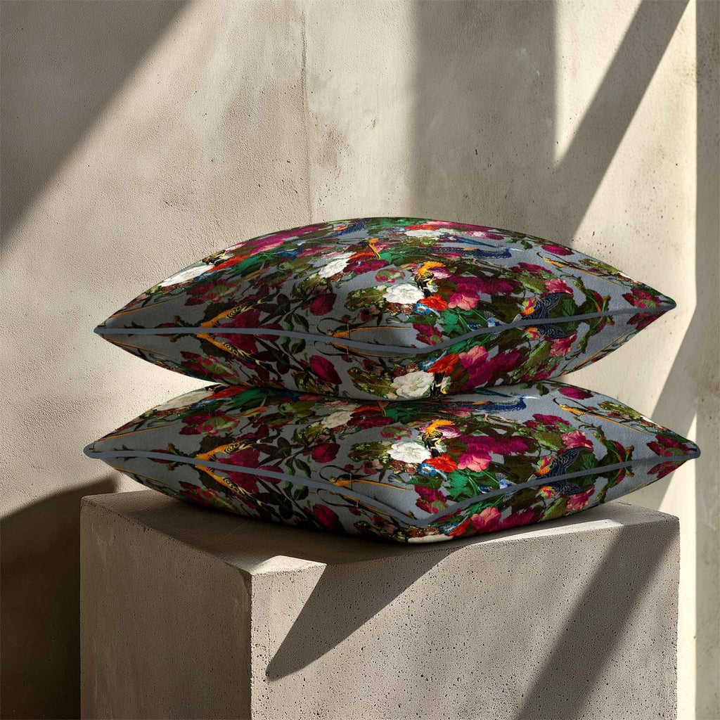 Manor House Garden | Sustainable Velvet Cushion - French Grey 40 x 40 cm Smooth by Izabela Peters