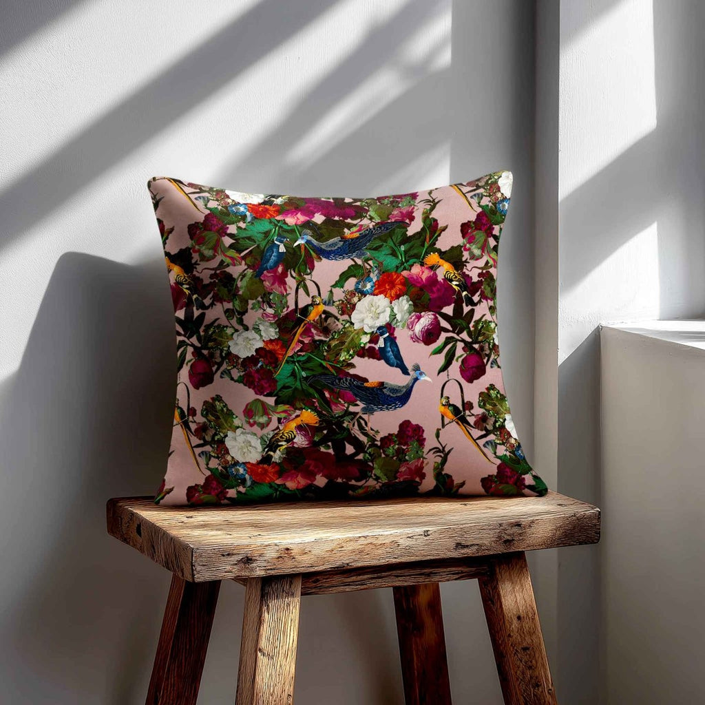 Manor House Garden | Sustainable Velvet Cushion - Rosewater 40 x 40 cm Smooth by Izabela Peters