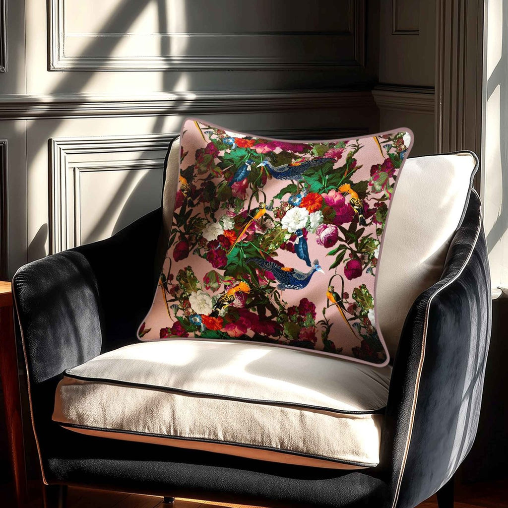 Manor House Garden | Sustainable Velvet Cushion - Rosewater 40 x 40 cm Smooth by Izabela Peters