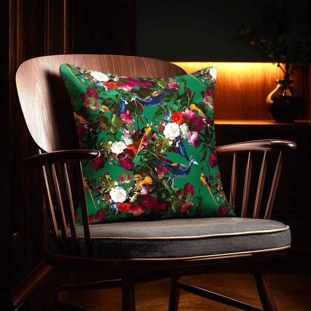 Manor House Garden | Sustainable Velvet Cushion - Emerald Green 40 x 40 cm Smooth by Izabela Peters