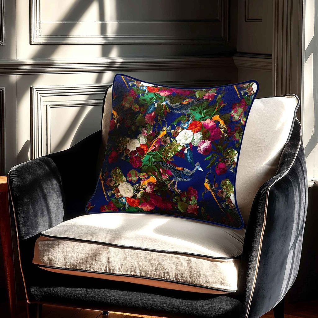 Manor House Garden | Sustainable Velvet Cushion - Midnight 40 x 40 cm Smooth by Izabela Peters