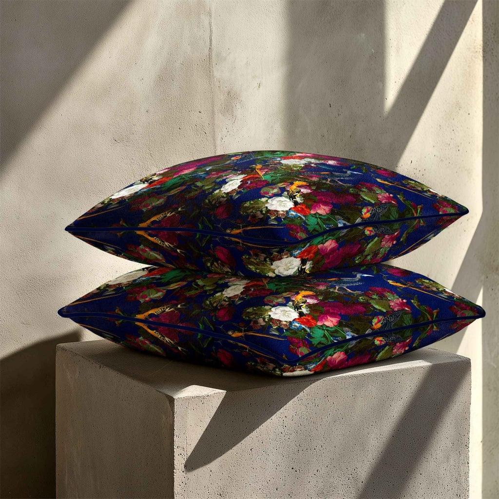 Manor House Garden | Sustainable Velvet Cushion - Midnight 40 x 40 cm Smooth by Izabela Peters