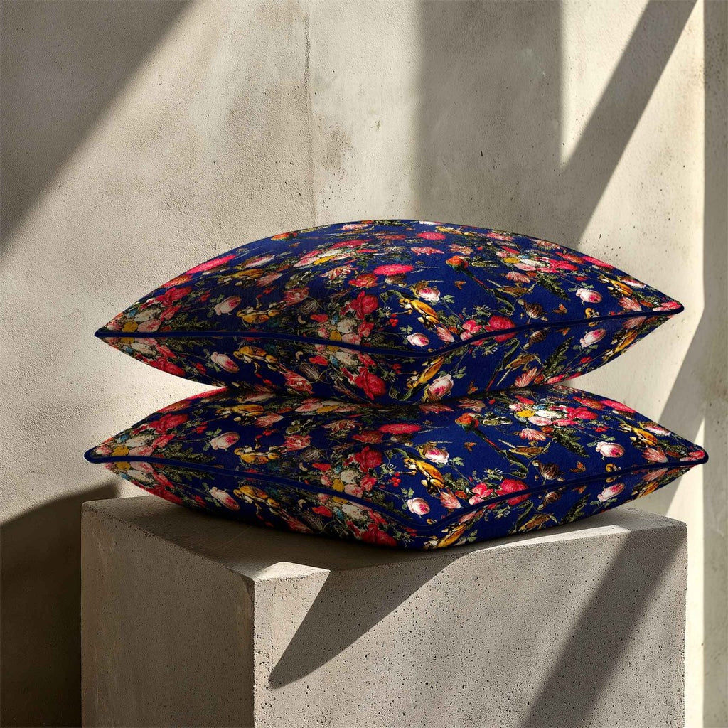 Monkey Puzzle | Sustainable Velvet Cushion - Midnight 40 x 40 cm Standard by Izabela Peters