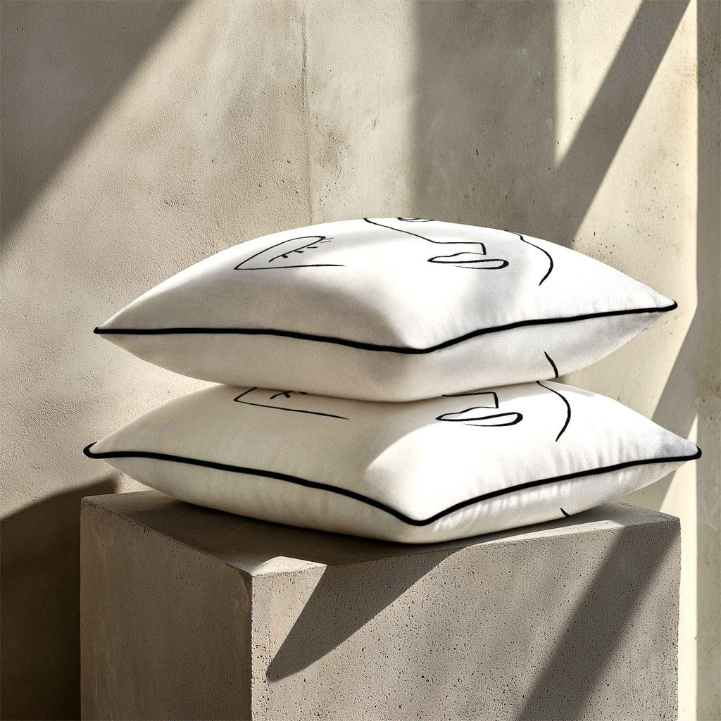 Open Face | Sustainable Velvet Cushion - White & Black 40 x 40 cm Standard by Izabela Peters