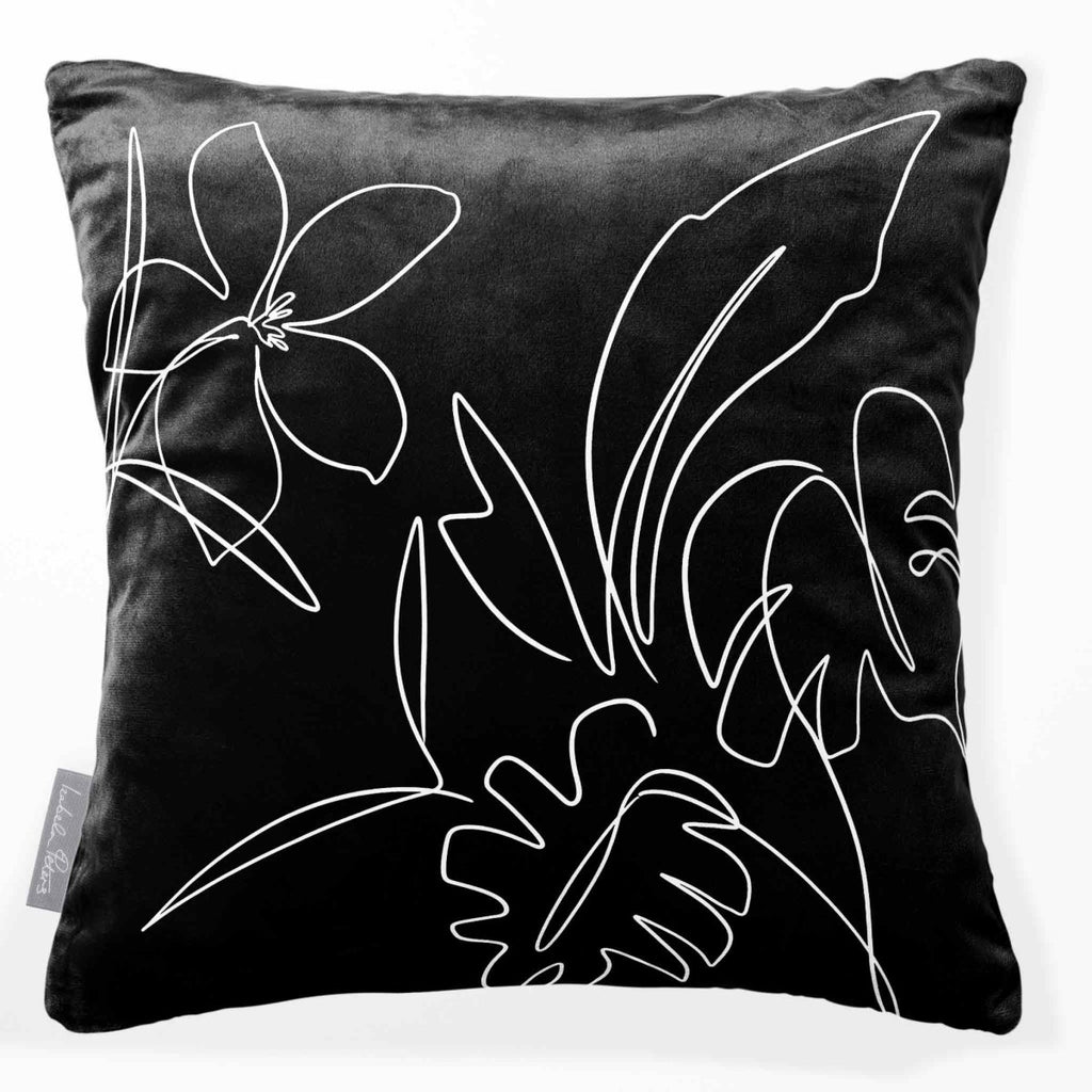 Palm and Leaves | Sustainable Velvet Cushion - Black & White 40 x 40 cm Standard by Izabela Peters