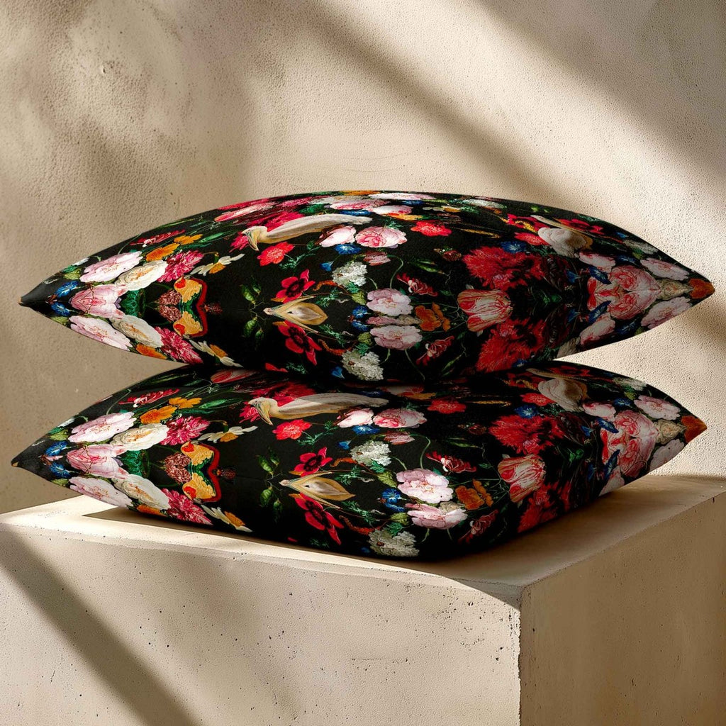 Peruvian Paradise | Sustainable Velvet Cushion - Charcoal 40 x 40 cm Standard by Izabela Peters