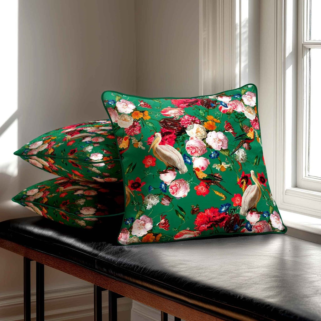 Peruvian Paradise | Sustainable Velvet Cushion - Emerald Green 40 x 40 cm Standard by Izabela Peters