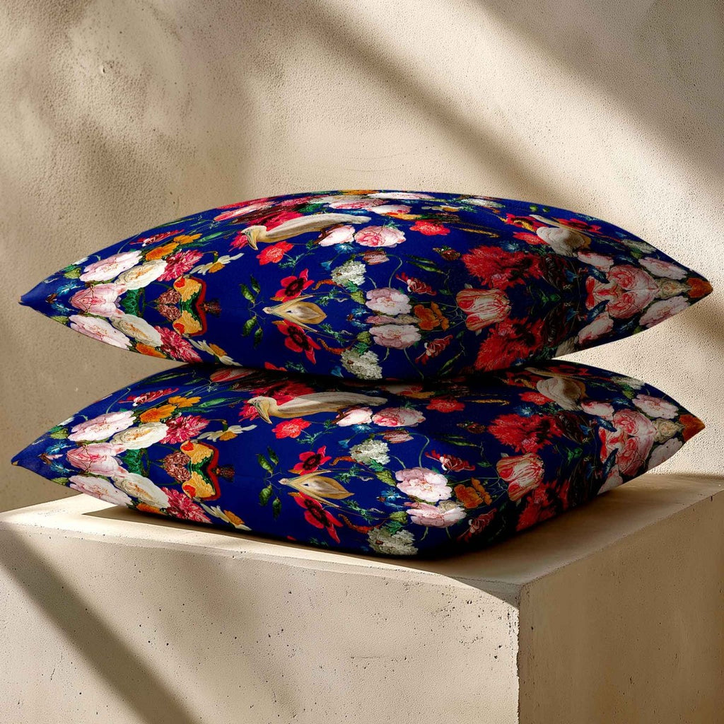 Peruvian Paradise | Sustainable Velvet Cushion - Midnight 40 x 40 cm Standard by Izabela Peters