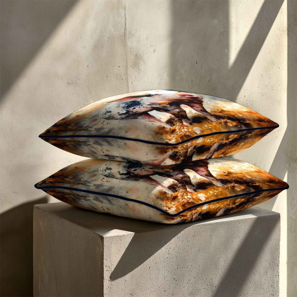 Pig | Sustainable Velvet Cushion - 40 x 40 cm Standard by Izabela Peters