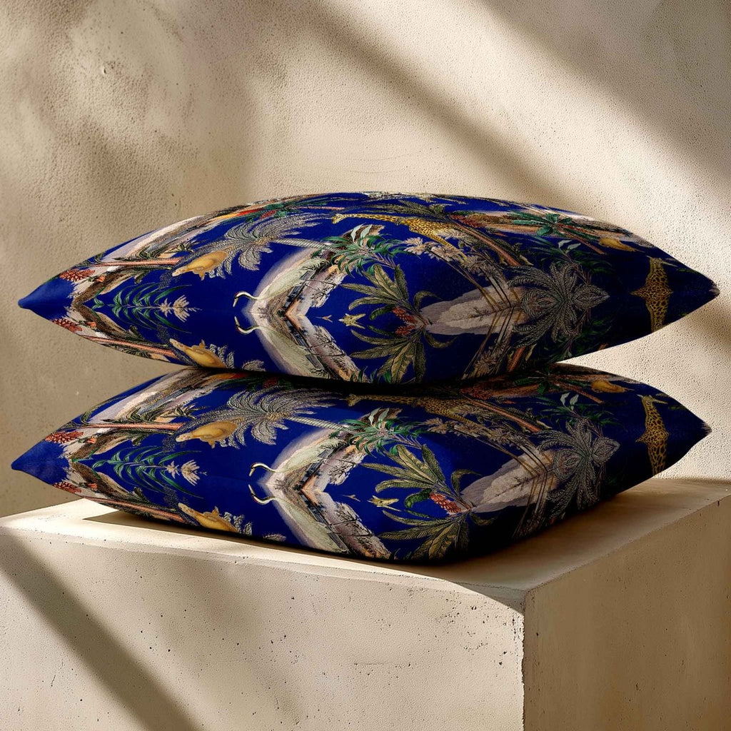 Safari Voyage | Sustainable Velvet Cushion - Midnight 40 x 40 cm Standard by Izabela Peters