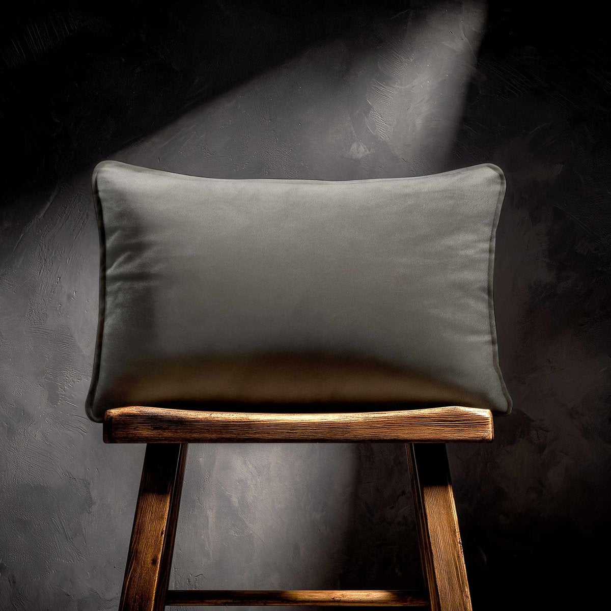 Signature Colours with Piping | Sustainable Velvet Rectangle Cushion - Beluga 50 x 30 cm by Izabela Peters
