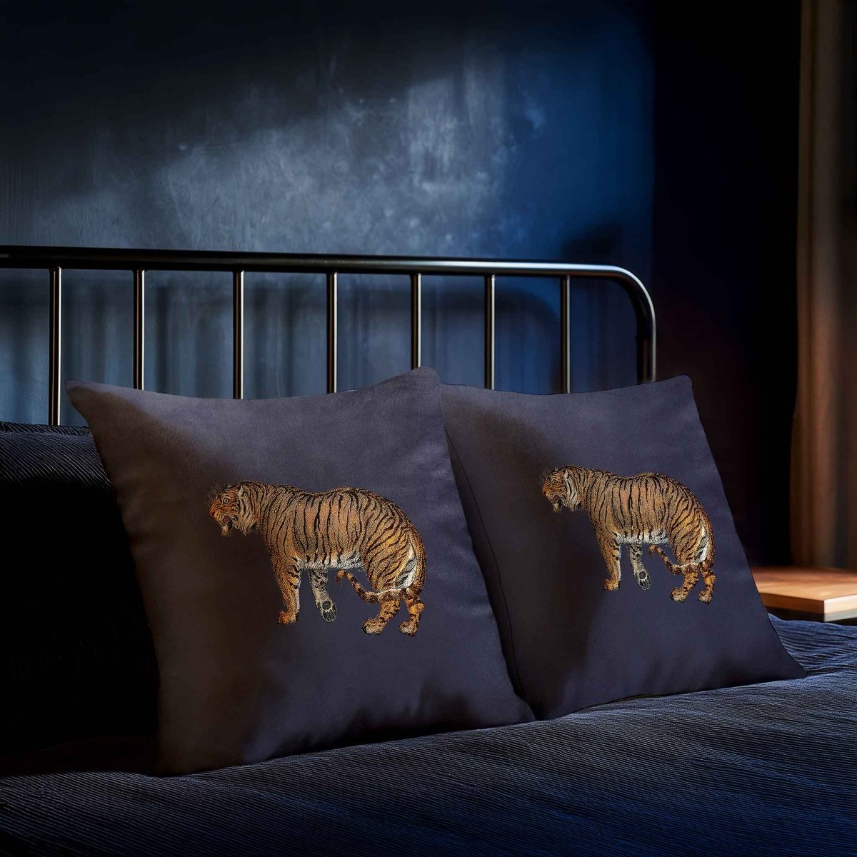 Tiger | Sustainable Velvet Cushion - Graphite 40 x 40 cm Standard by Izabela Peters