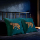 Tiger | Sustainable Velvet Cushion - Teal 40 x 40 cm Standard by Izabela Peters