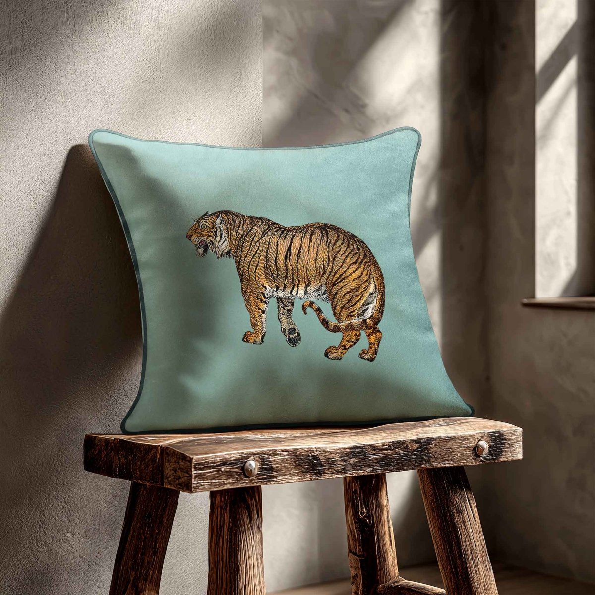 Tiger | Sustainable Velvet Cushion - Blue Surf 40 x 40 cm Standard by Izabela Peters