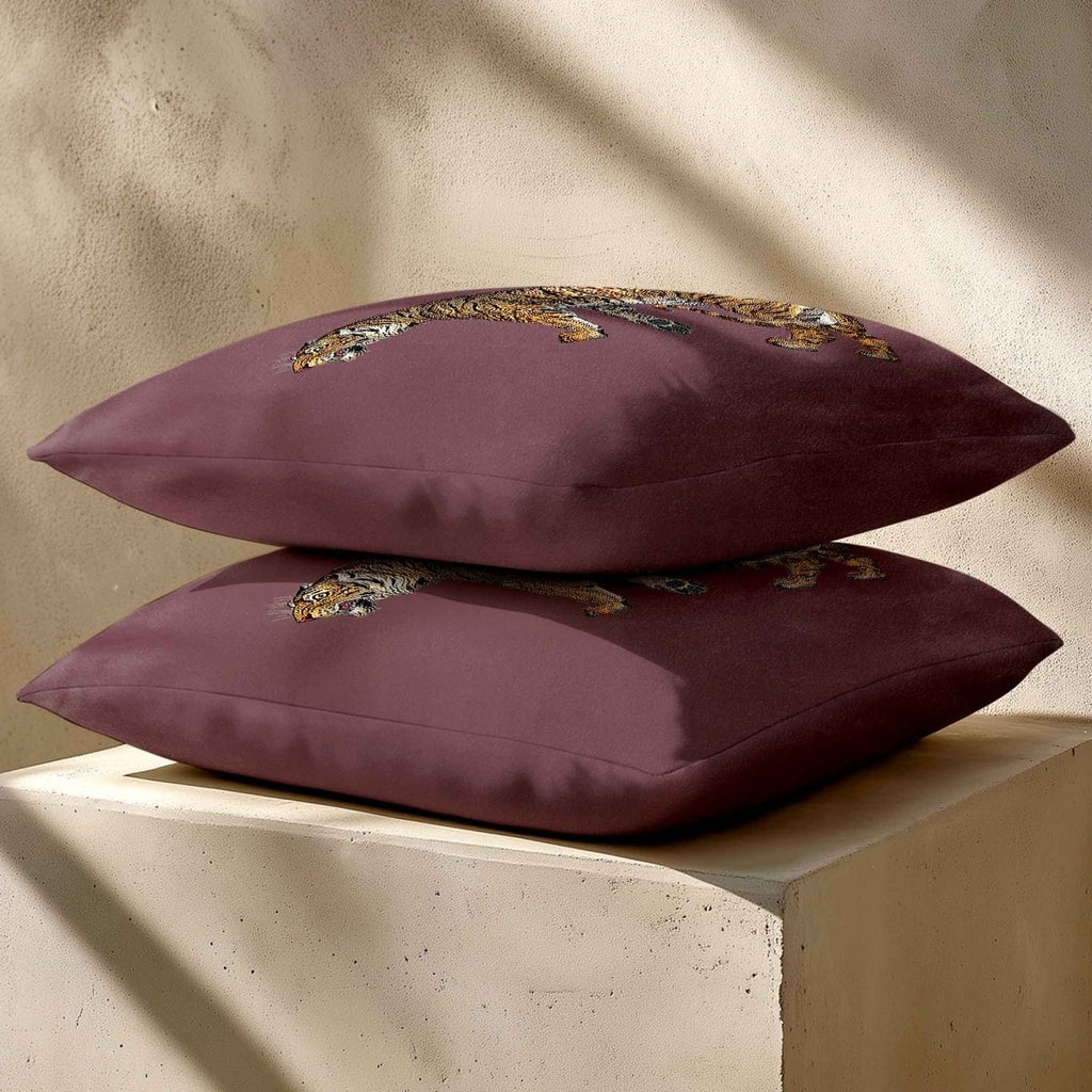 Tiger | Sustainable Velvet Cushion - Italian Grape 40 x 40 cm Standard by Izabela Peters