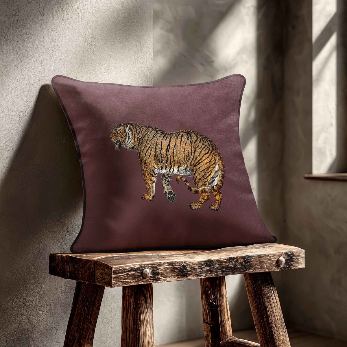 Tiger | Sustainable Velvet Cushion - Italian Grape 40 x 40 cm Standard by Izabela Peters