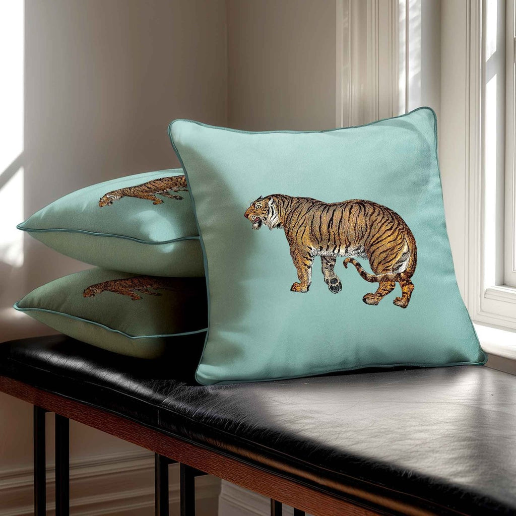 Tiger | Sustainable Velvet Cushion - Blue Surf 40 x 40 cm Standard by Izabela Peters
