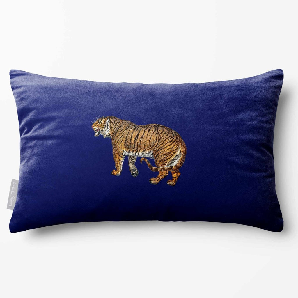 Tiger | Sustainable Velvet Rectangle Cushion - Midnight 50 x 30 cm Standard by Izabela Peters