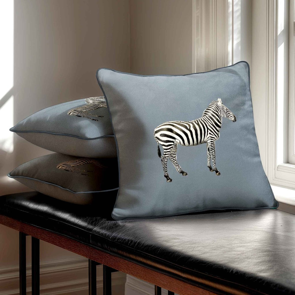 Zebra | Sustainable Velvet Cushion - French Grey 40 x 40 cm Standard by Izabela Peters