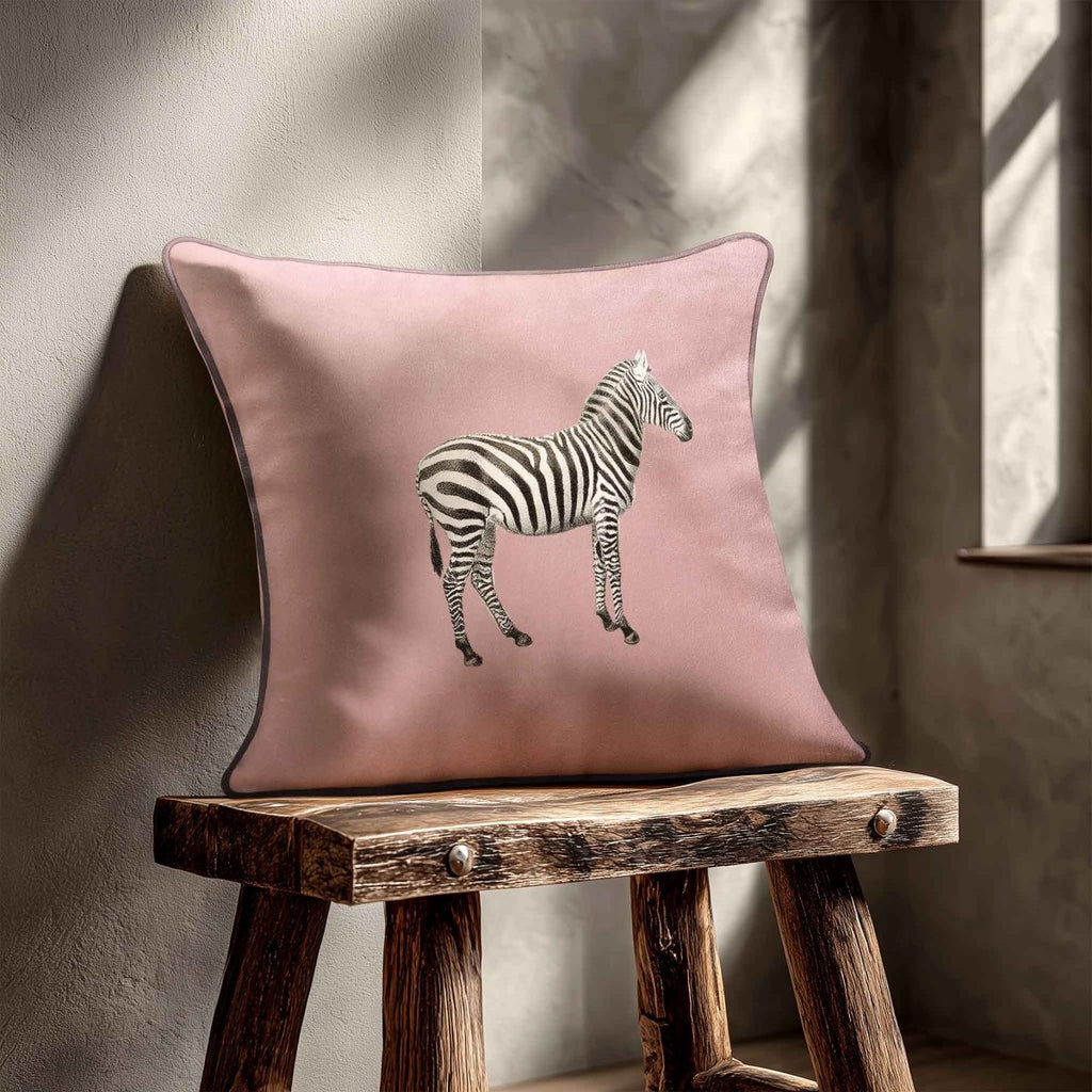 Zebra | Sustainable Velvet Cushion - Rosewater 40 x 40 cm Standard by Izabela Peters