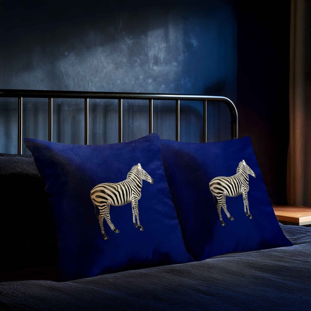 Zebra | Sustainable Velvet Cushion - Midnight 40 x 40 cm Standard by Izabela Peters
