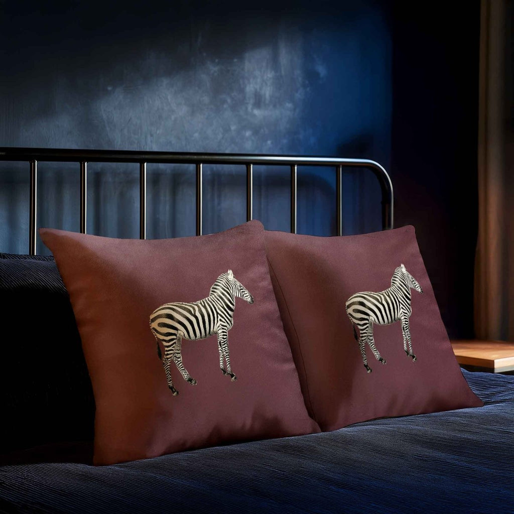 Zebra | Sustainable Velvet Cushion - Italian Grape 40 x 40 cm Standard by Izabela Peters