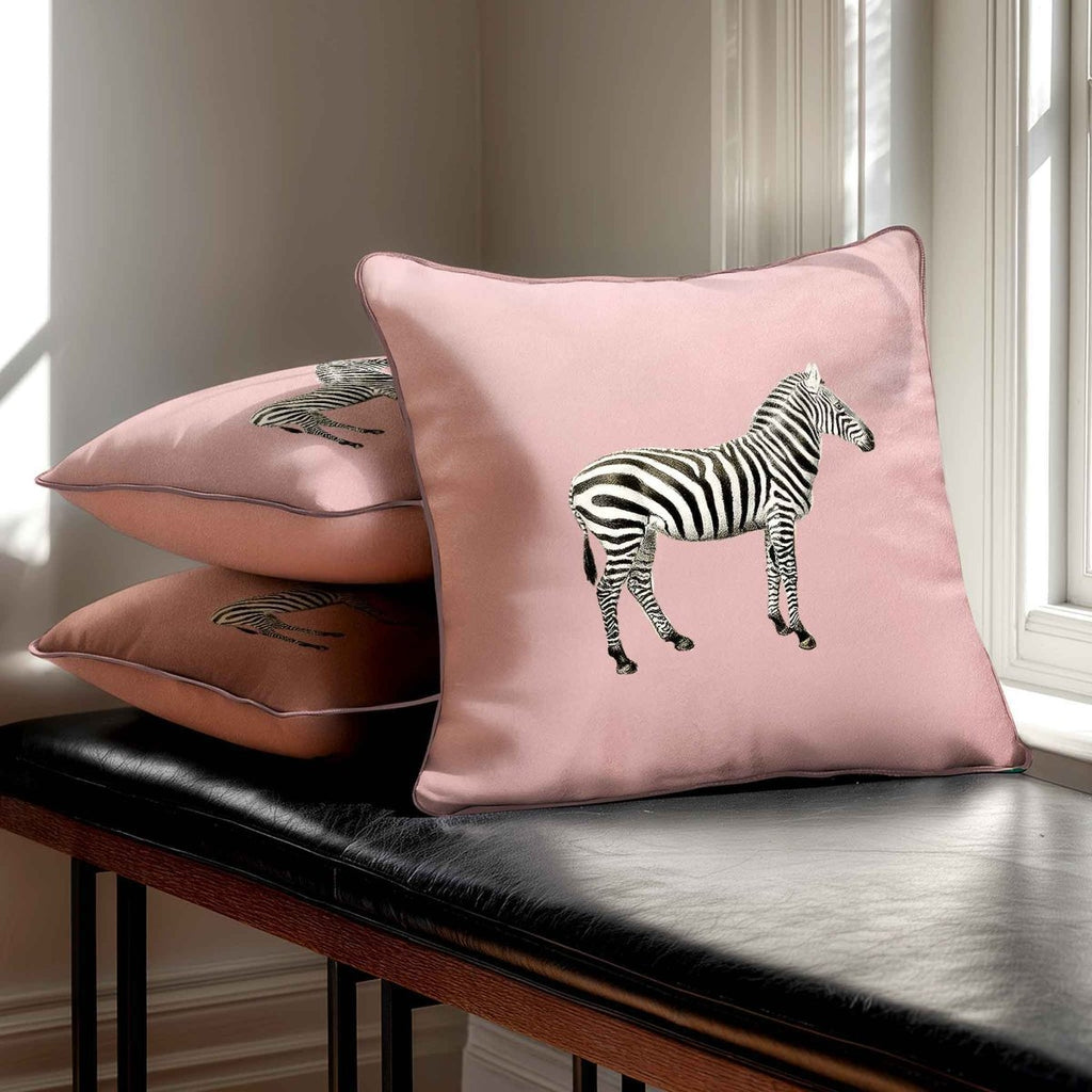 Zebra | Sustainable Velvet Cushion - Rosewater 40 x 40 cm Standard by Izabela Peters