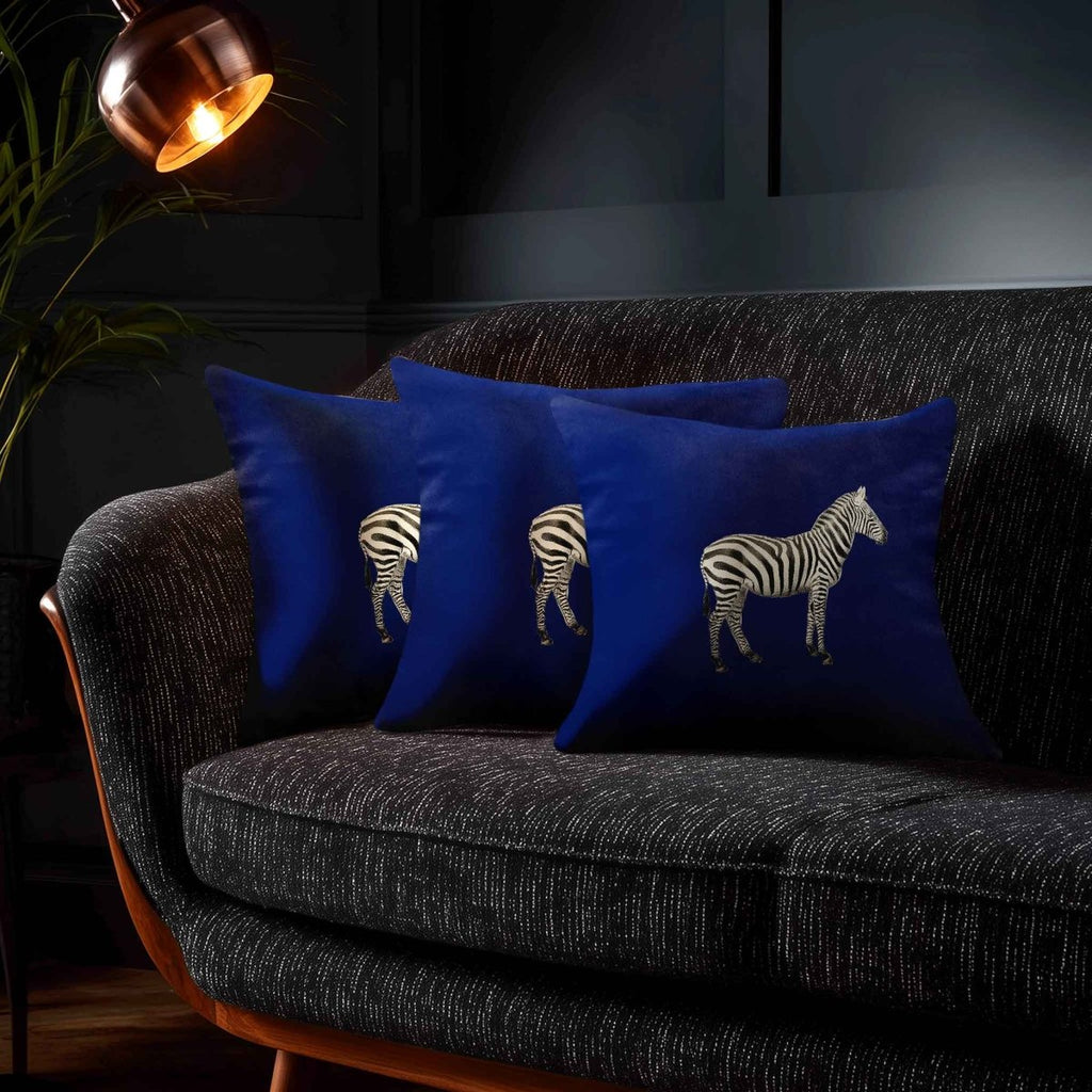 Zebra | Sustainable Velvet Cushion - Midnight 40 x 40 cm Standard by Izabela Peters