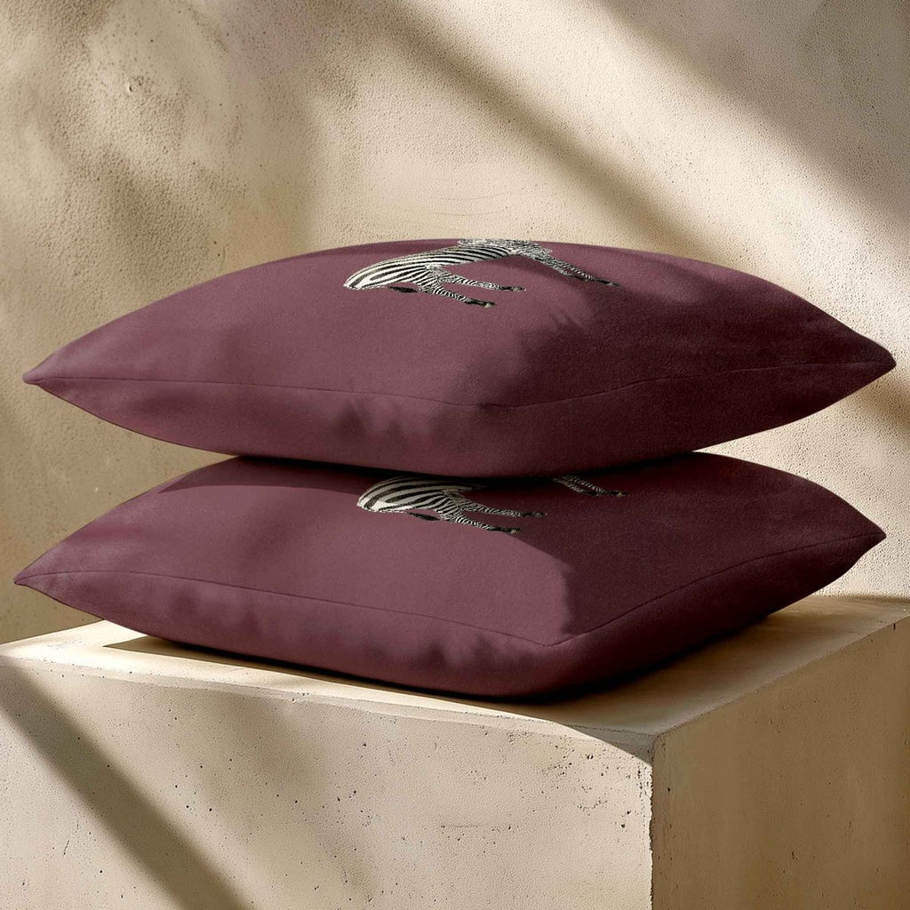 Zebra | Sustainable Velvet Cushion - Italian Grape 40 x 40 cm Standard by Izabela Peters